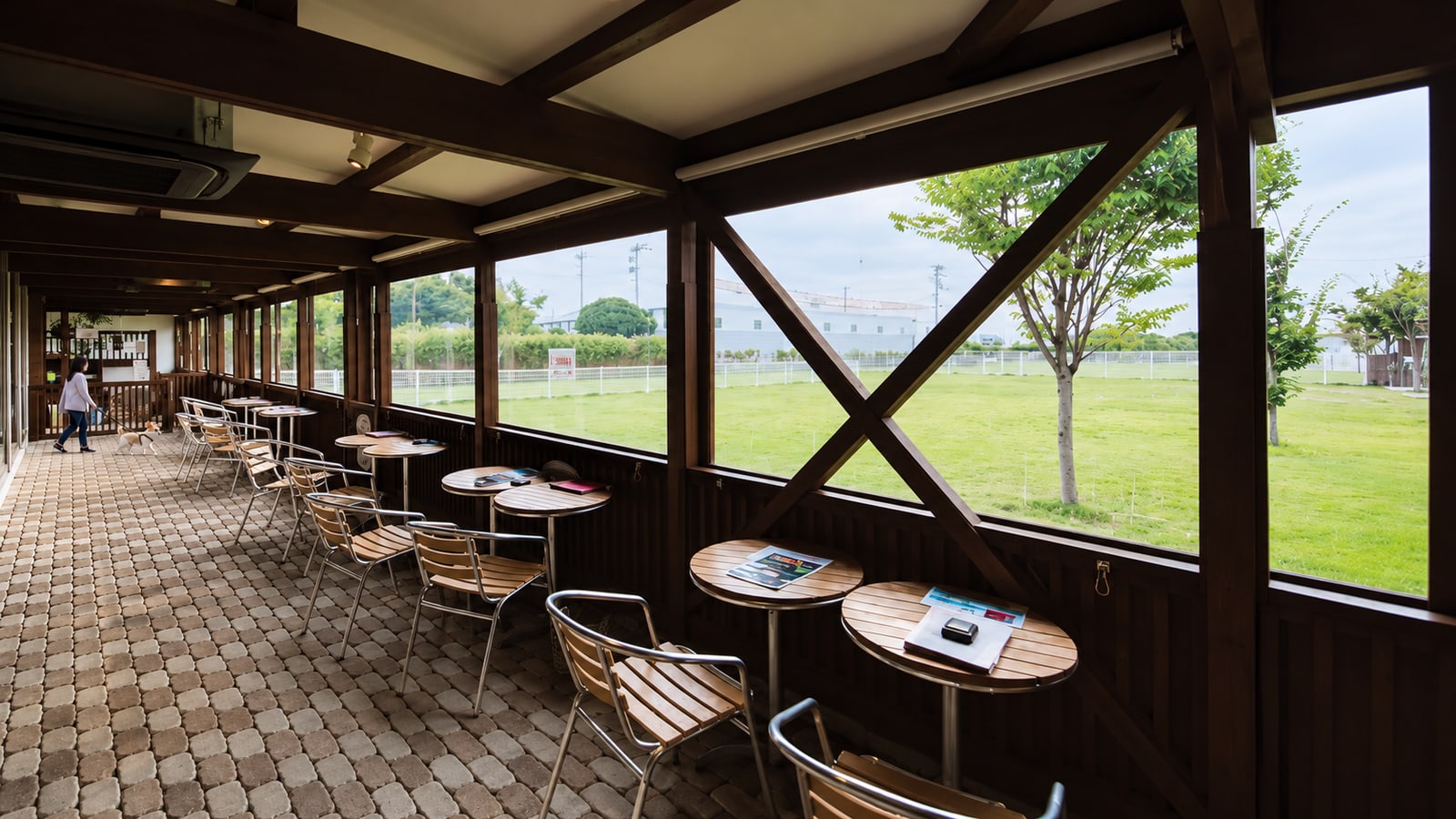 ぱるCafe&DogrunのAIイメージ画像2